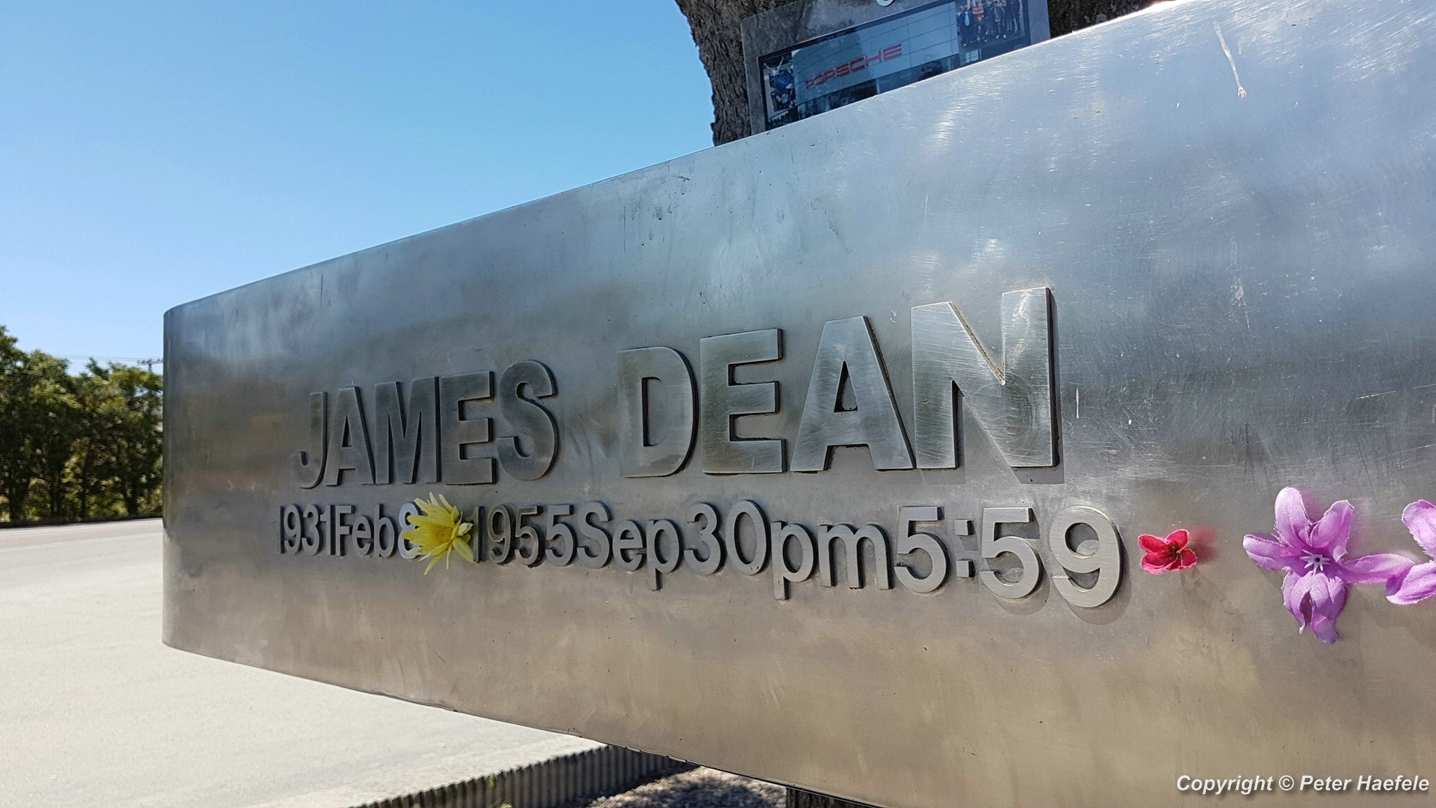 Das James Dean Memorial in Cholame - © Peter Haefele Fotografie 