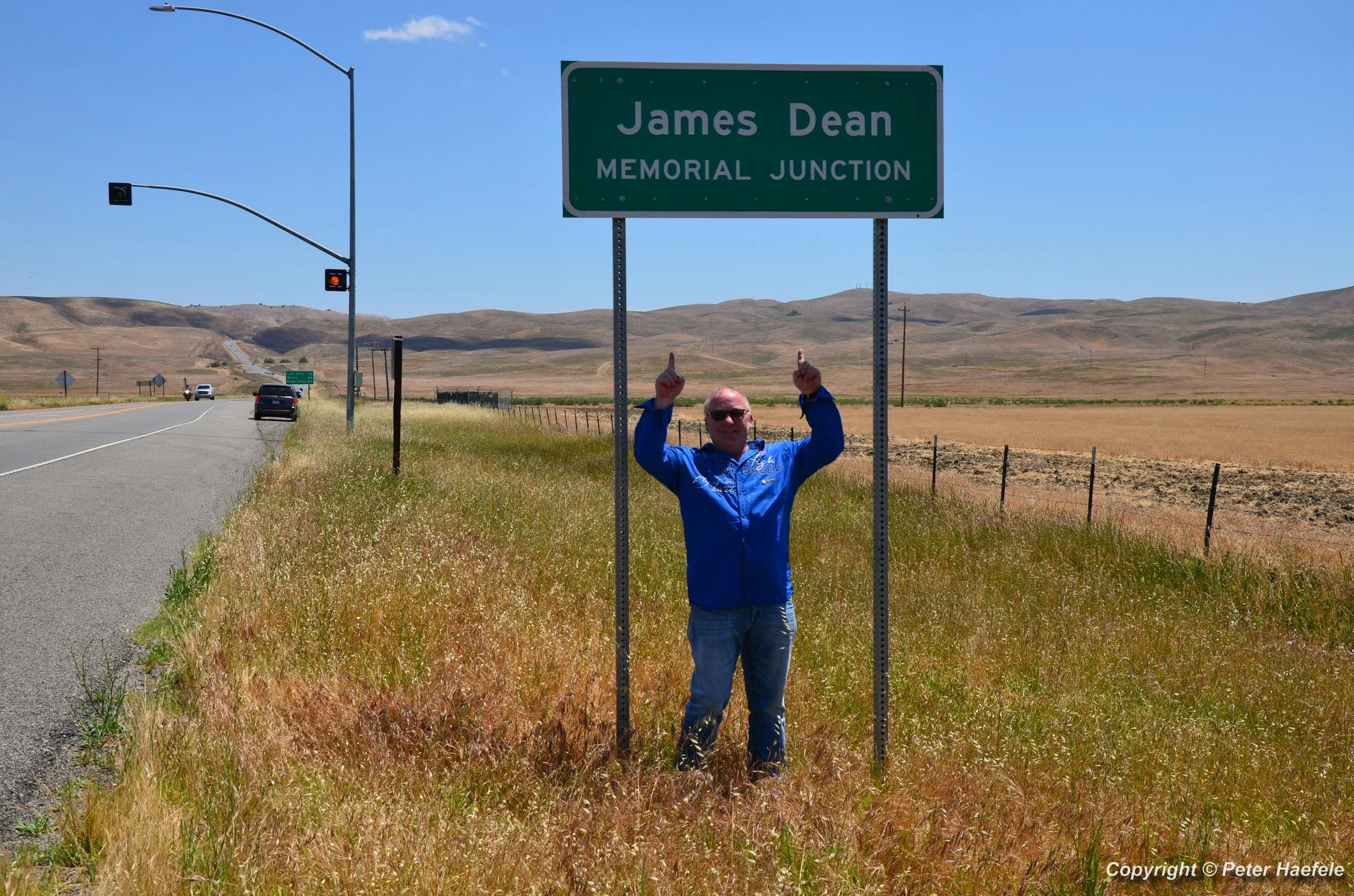 Peter Haefele on James Dean Memorial Junction - Cholame - California - © Peter Haefele Fotografie