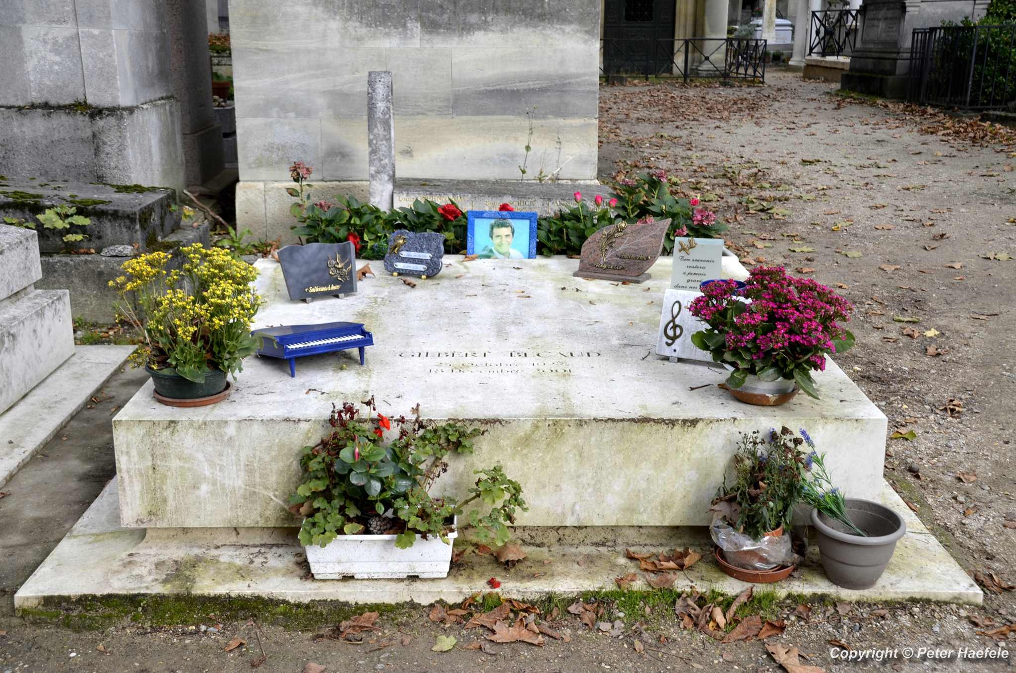 Das Grab von Gilbert Becaud - Père Lachaise, Paris, Frankreich -  © Peter Haefele Fotografie